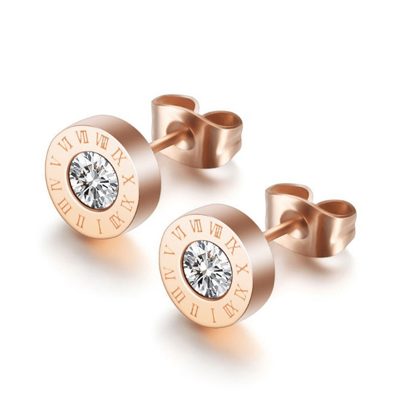 Boucles d'oreilles à tige chics en acier inoxydable avec chiffres romains et zircones scintillantes - Plaqué or rose, parfaites pour un usage quotidien ou en soirée
