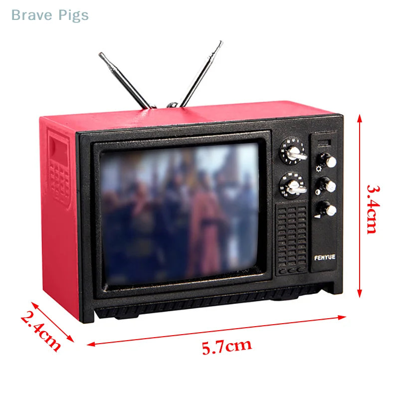 Mini Retro TV Miniature Ornaments DollHouse Toy Ornaments 5.7 * 2.4 * 3.4cm