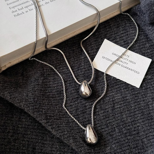 Collier pendentif goutte d'eau minimaliste, accessoires de luxe légers et de haute qualité pour femmes