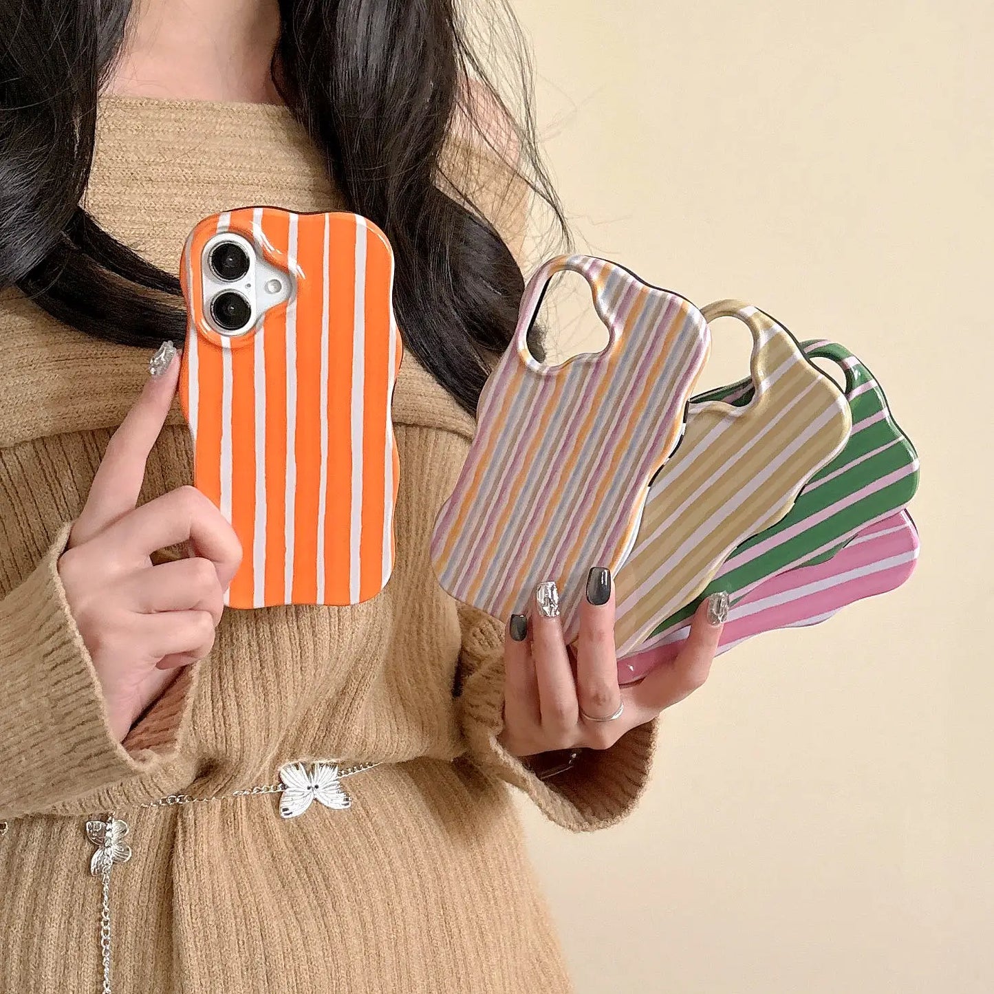Coque de téléphone tendance 2 en 1 à rayures brillantes pour iPhone 13, 14, 15, 16 Pro Max, bords ondulés, coque arrière fine et rigide, agréable au toucher